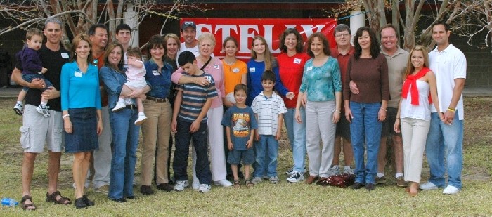 DSC_0017 Christian Gomez, Corey Gomez, Tobi Stelly Gomez, Chris Stelly, Diane Stelly, Elliott Simms, Skyla Stelly, Suzette Stelly Simms, Trasie Jeansonne, Hunter Stelly, Donny Stelly, Billie Stelly, Julie Miller, Casey Gomez, Katelyn Miller, C.J. Gomez, Claire Stelly, Cindy Stelly Matthews, Rick Matthews, Pam Stelly Thibodeaux, Gary Thibodeaux, Cita Aycock, Sean Aycock